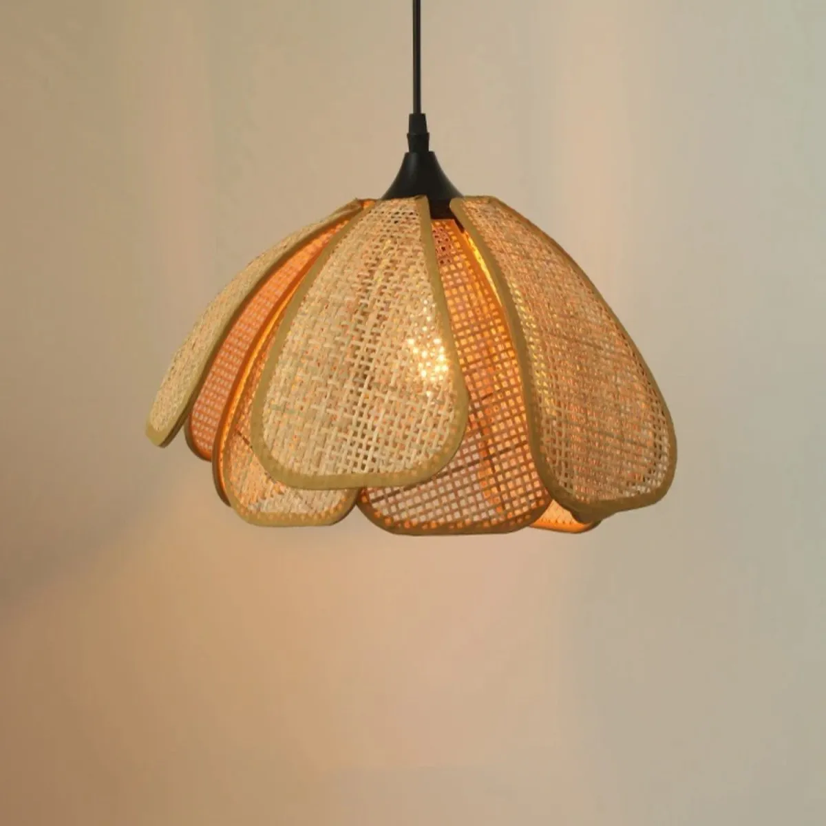 Anthop Pendant Light