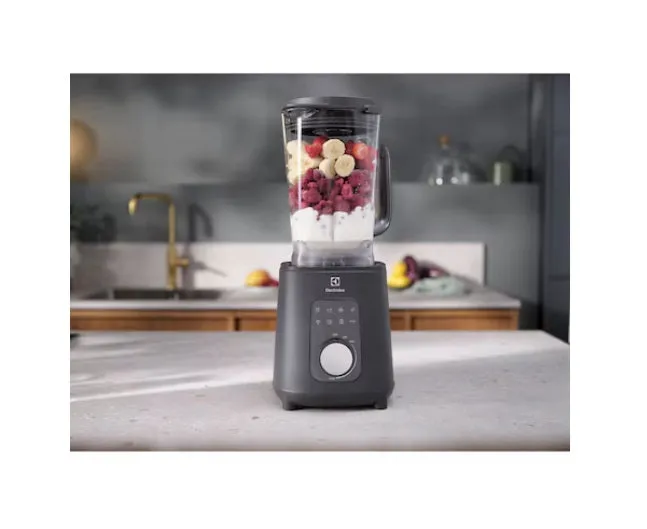 Electrolux E7TB1-700P 1500 watt UltimateTaste 700 Blender With Variable Speeds