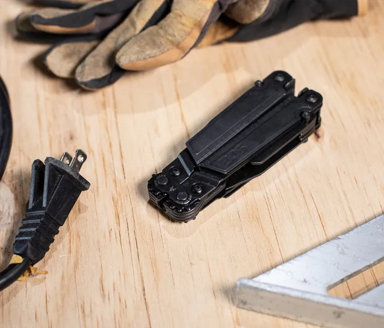 SOG PowerAccess Assist Multi-Tool | Black (PA3002-CP)